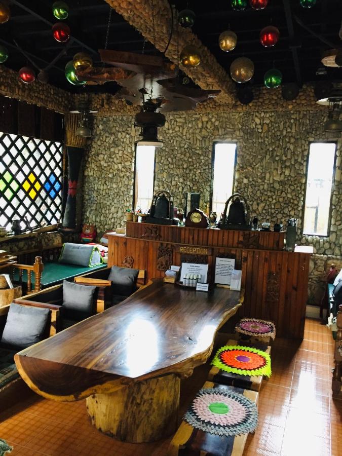 Aquarius Inn Nyaung Shwe Buitenkant foto