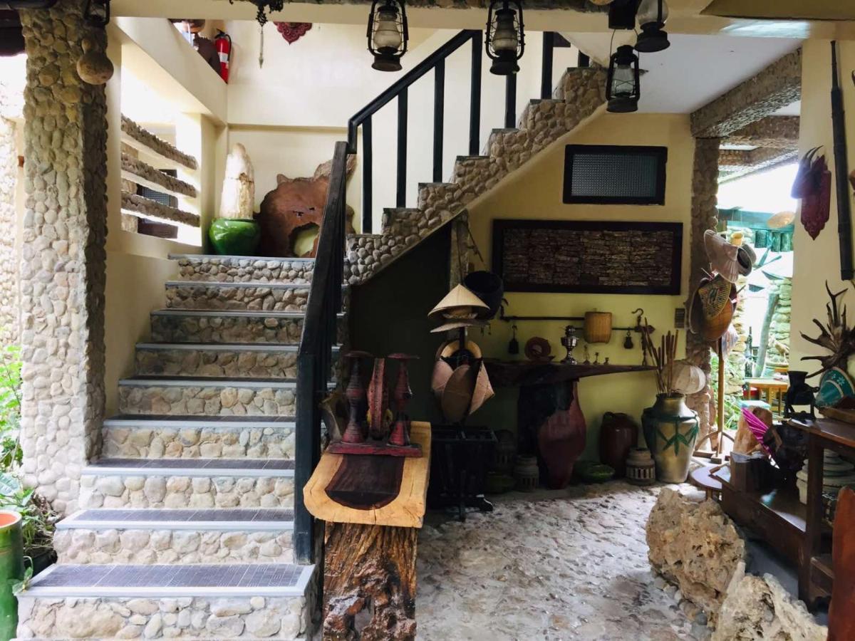 Aquarius Inn Nyaung Shwe Buitenkant foto