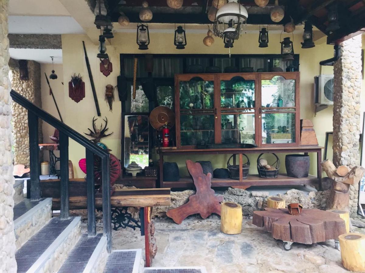 Aquarius Inn Nyaung Shwe Buitenkant foto
