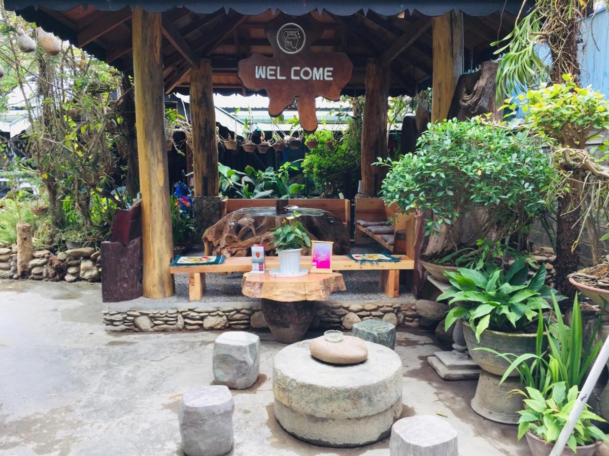 Aquarius Inn Nyaung Shwe Buitenkant foto